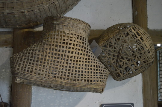 魚(yú)簍