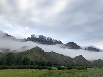 獨庫公路大龍池風(fēng)景區(qū)