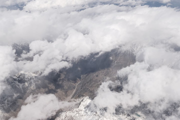 飛越天山