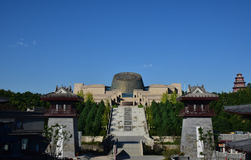 寶雞中國(guó)青銅器博物院