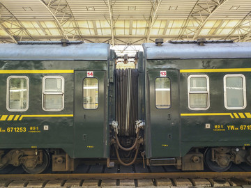 硬臥綠皮火車