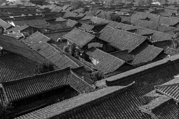 傳統(tǒng)民居瓦房頂