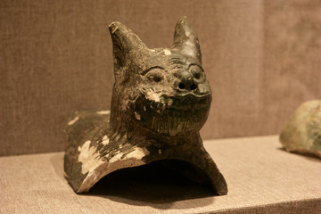 出土蹲獸