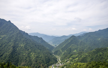 山谷