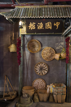 寧波,鎮(zhèn)海,餐廳,桌椅,美食,時(shí)尚,燈光,船艙,九龍艙
