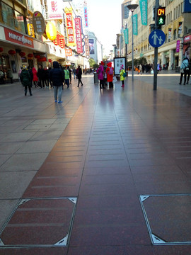 南京路