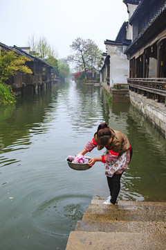 浙江,湖州,南潯古鎮(zhèn),古建筑,江南,水鄉(xiāng),船,民居,雨,清明,河道