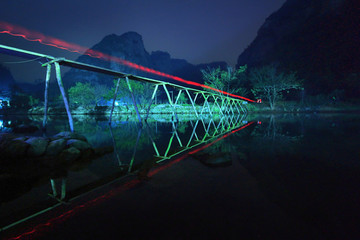浙江,紹興,新昌,穿巖十九峰,丹霞地貌,山峰,山水,木橋,游客