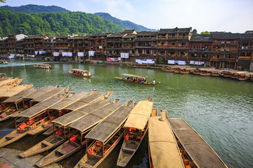 湖南,湘西,鳳凰古城,吊腳樓,沱江,古建筑