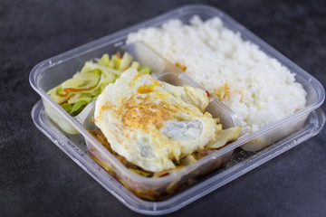 快餐盒