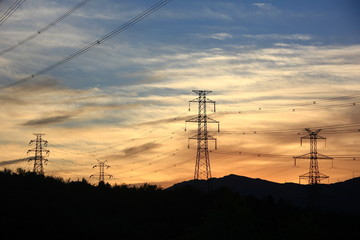 北京西山林場(chǎng)電塔夕照