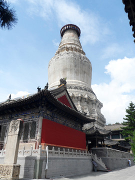五臺山大白塔