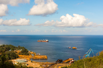 藍(lán)天白云大海海島