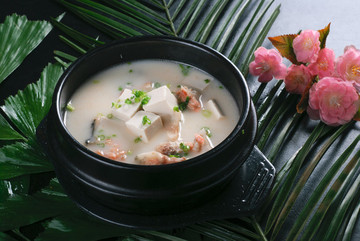 三文魚頭湯