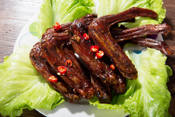 熏鴨翅膀