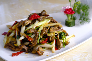 小炒菌菇