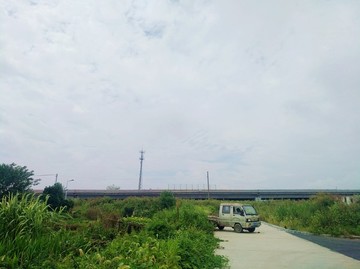 高速路邊