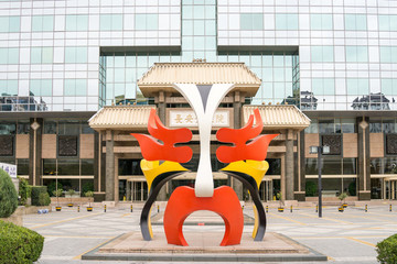 長安大戲院臉譜雕塑
