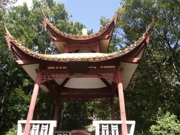 躍龍山風(fēng)光
