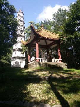 躍龍山風光