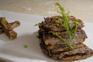 秘制醬牛肉
