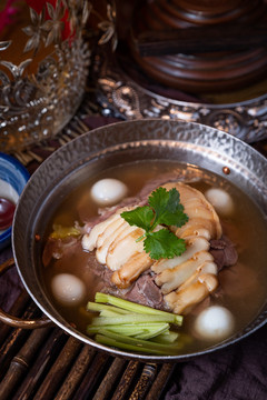松茸燴牛腩