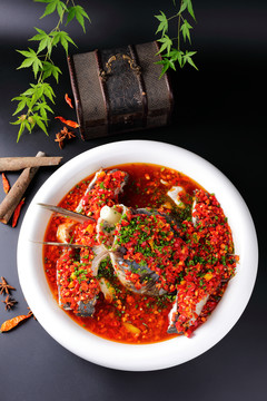 翹嘴魚頭