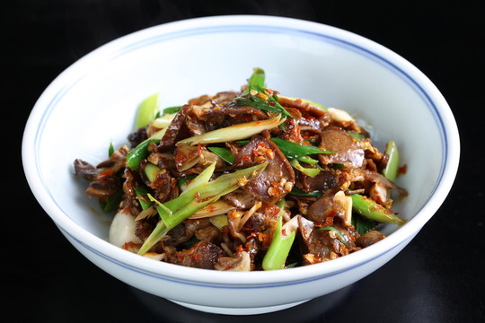 大蒜辣椒炒臘豬舌