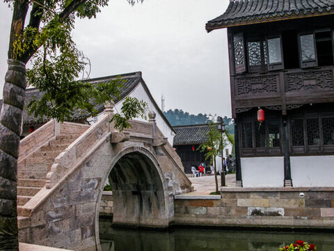 紹興魯鎮(zhèn)