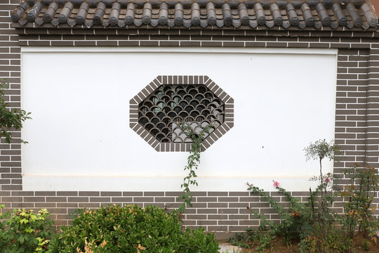 白墻瓦窗