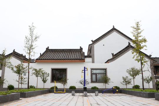 白墻黑瓦