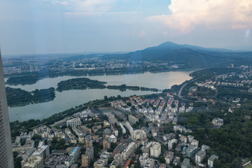 南京紫峰大廈