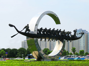 賽龍舟雕塑