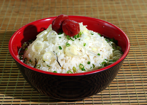梅子茶泡飯