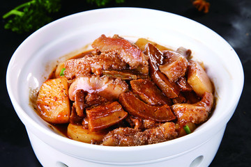 燜罐肉燒海參