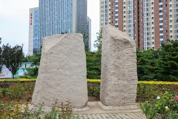 北京城市雕塑相愛至深