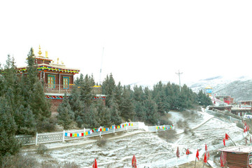 五明佛學(xué)院