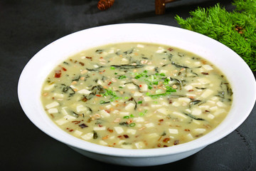 茶葉豆花湯