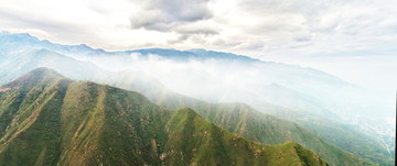 山川云霧