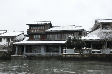 運河兩岸