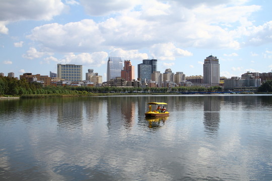 城市