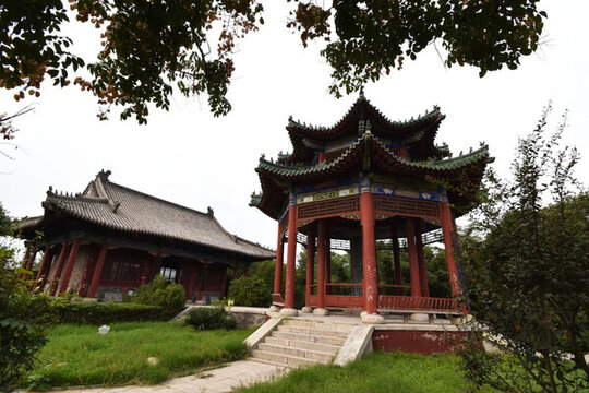 商丘古城八關(guān)齋碑亭