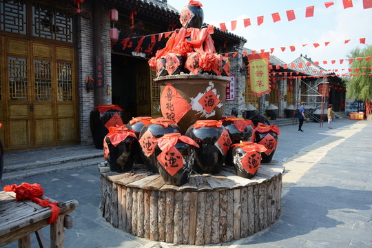 酒壇子