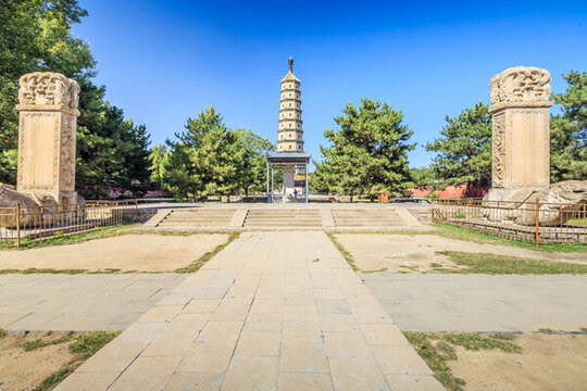 承德永佑寺六合塔舍利塔