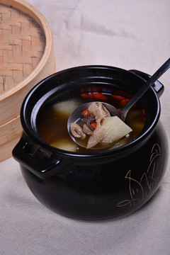 蘿卜牛肚湯