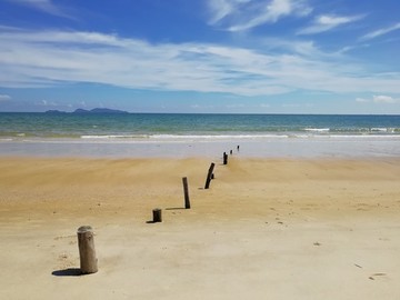 雙月灣
