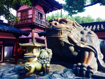 寒山寺的石獅