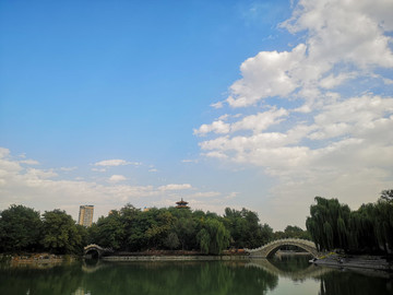 裕西公園