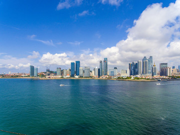 航拍青島海濱
