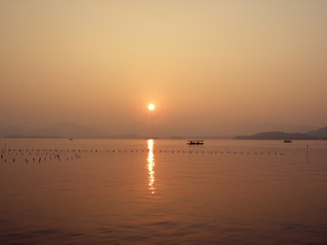 西湖美麗夕陽(yáng)